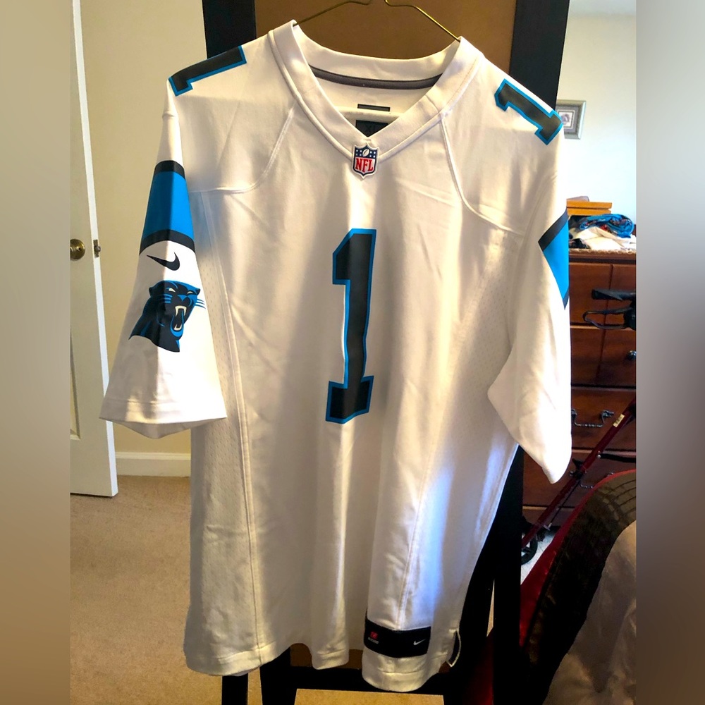 NEW.  NFL Panthers Jersey XL